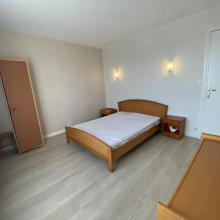 Maison De A Avec Jardin Et Garage, Proche Plages - Fr-1-709-38 Holiday home