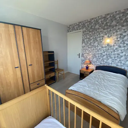 Maison Familiale A : Plages, Jardin, Garage - Fr-1-709-38 Holiday home *