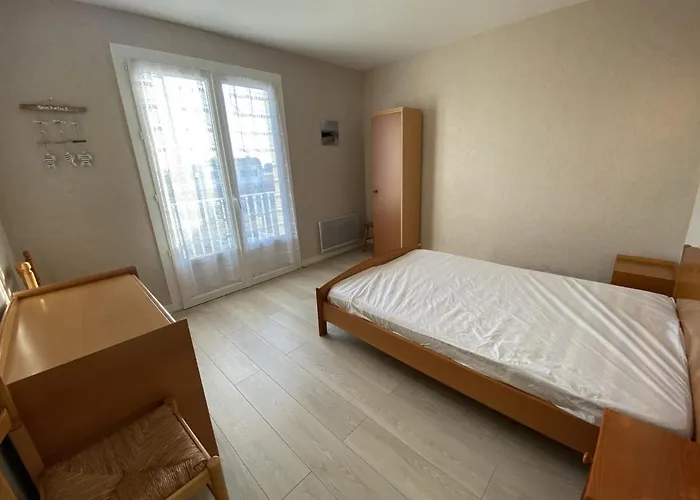 Maison De A Avec Jardin Et Garage, Proche Plages - Fr-1-709-38